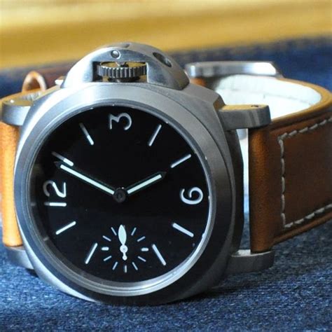 panerai swan neck regulator